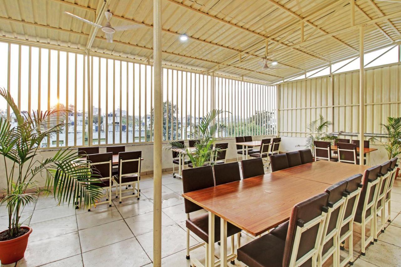 Treebo Krishna Regency Isbt Bus Stop Bhopal Ngoại thất bức ảnh